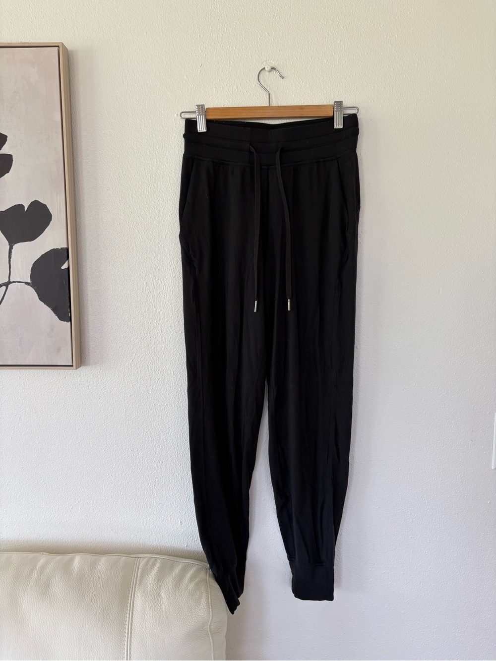 Lululemon Black Drawstring Align Joggers M - Picture 2 of 7